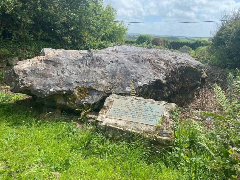 Capstone of King Arthur’s Quoit/Devil’s Quoit